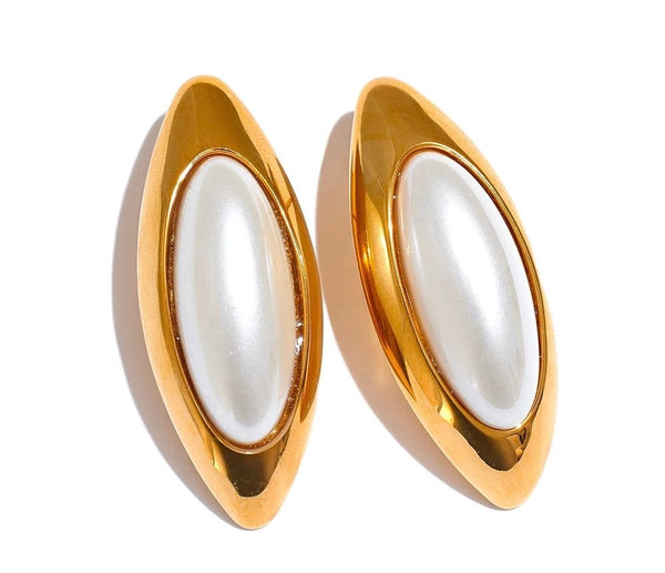 Serena Pearl Earrings